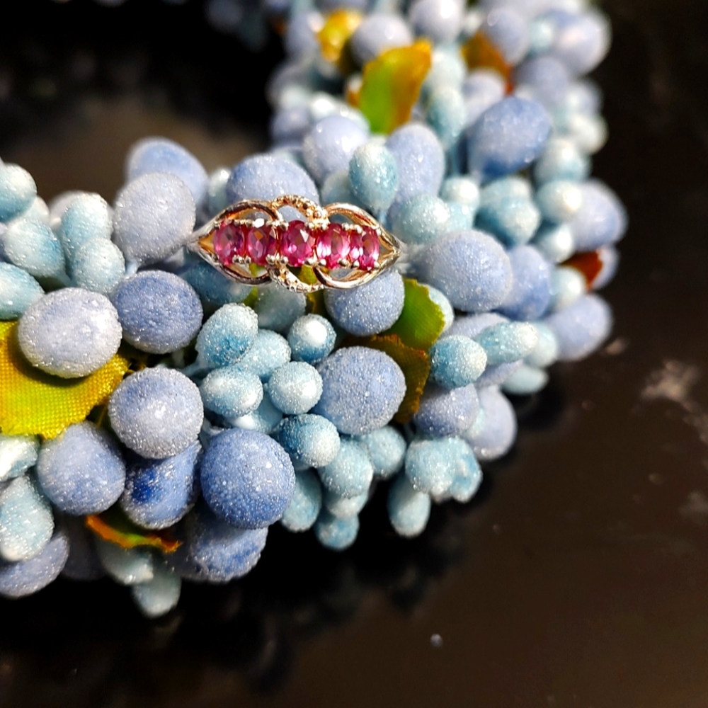 Silver Rhodolite Garnet Ring - Picture 2 of 7